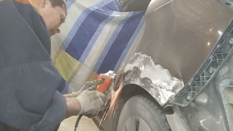 Как сделать кузовной ремонт автомобиля своими руками: рихтовка кузова