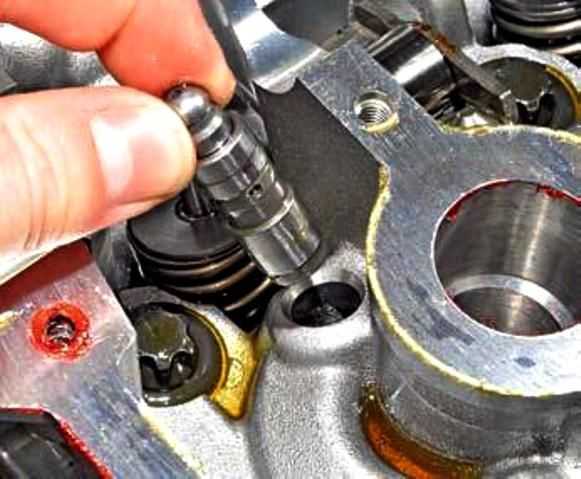 Как проверить клапана на снятой головке - автомобильный портал automotogid