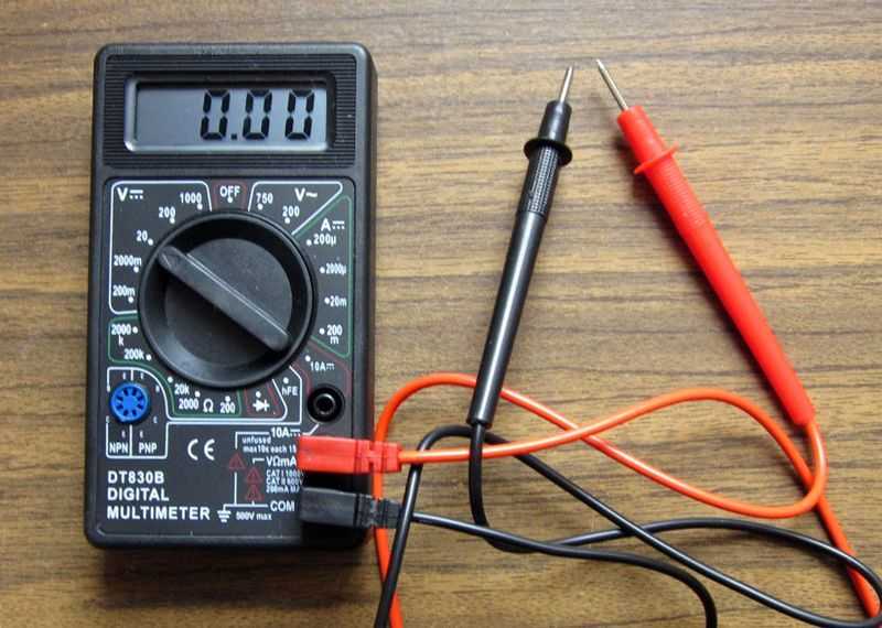 Как проверить уровень электролита аккумуляторных батарей